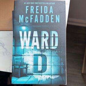 Ward D by Freida McFadden Book